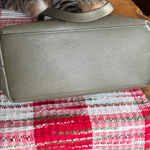 COACH ARMY GREEN TOTE LIKE NEW - Picture 8 of 11
